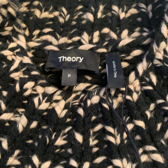 Wool & Cashmere Blend Sweater - Picture 5 of 13